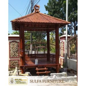 Gazebo Taman Depan Rumah Kayu Kelapa
